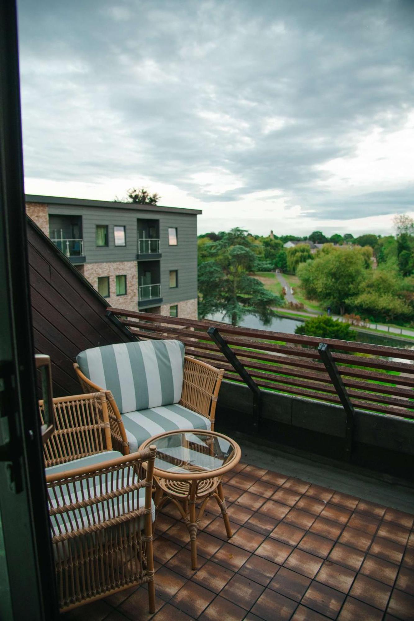Hotel Graduate By Hilton Cambridge Exterior foto